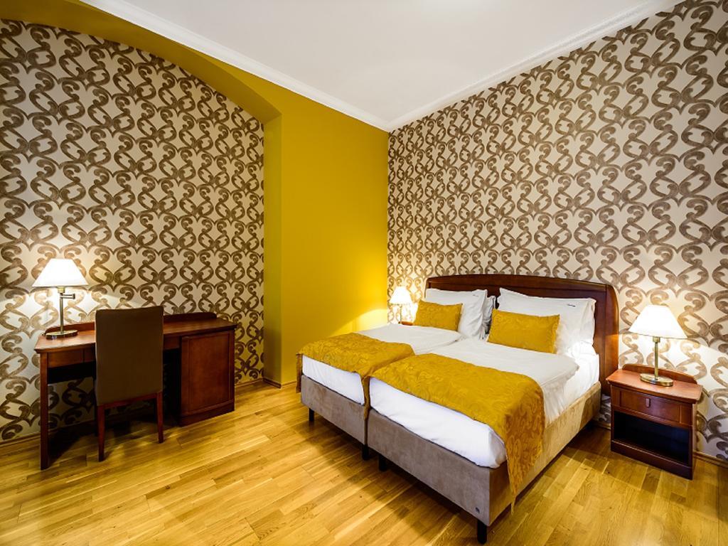 Alexander Hotel Stříbro Cameră foto