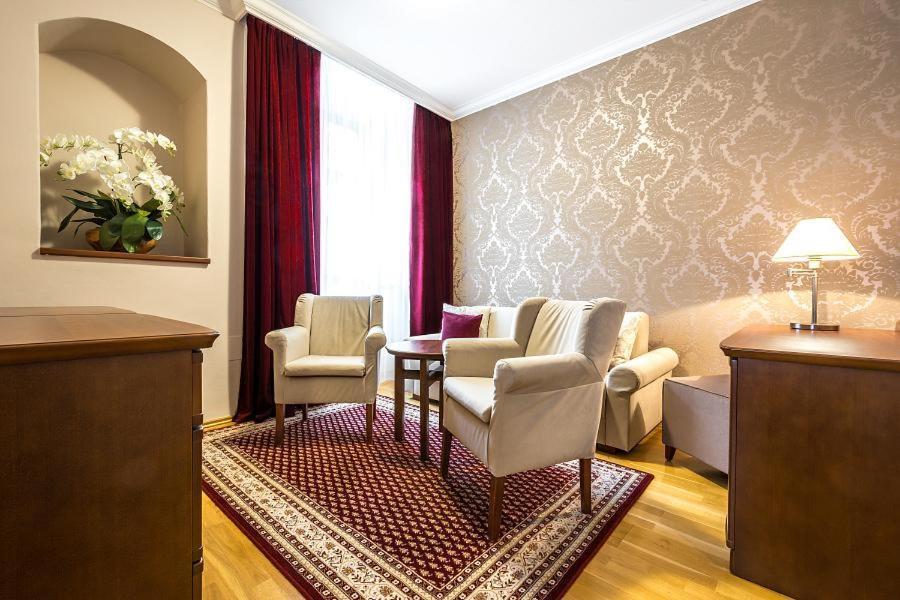 Alexander Hotel Stříbro Exterior foto